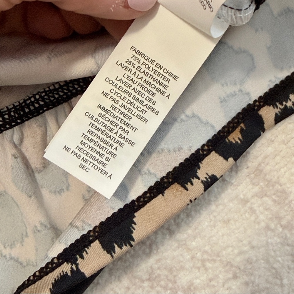 Kate Spade Active Performance Ruffle Top XS Leopard Print - Picture 5 of 5